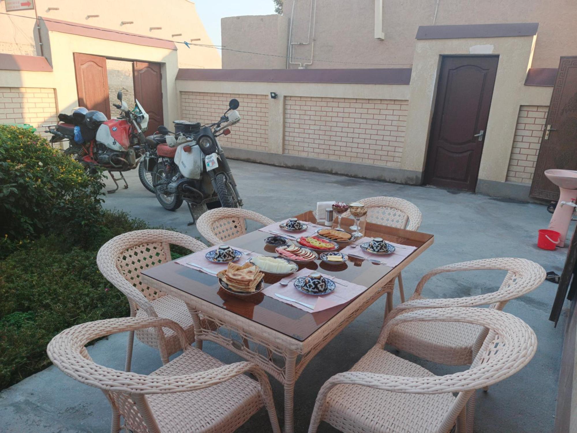 Shodlik Guest House خيوة المظهر الخارجي الصورة